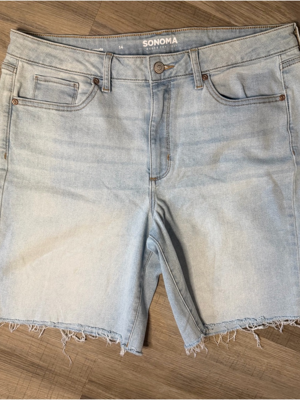 SONOMA Light Blue Denim Frayed-Hem Women's Jean Shorts